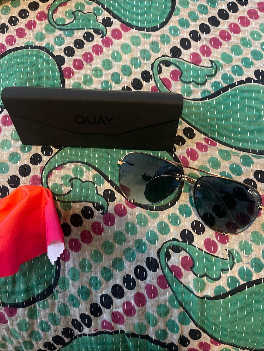 Quay Australia women’s Aviator Sunglasses in Black/Gold